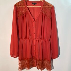 Jealous Tomato - Tunic style blouse. Size L